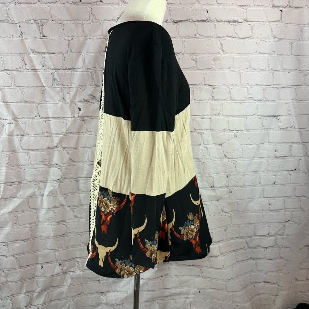 NWT lovely J boutique Womens Top tunic Bull Skull boho western colorblock - Picture 2 of 9